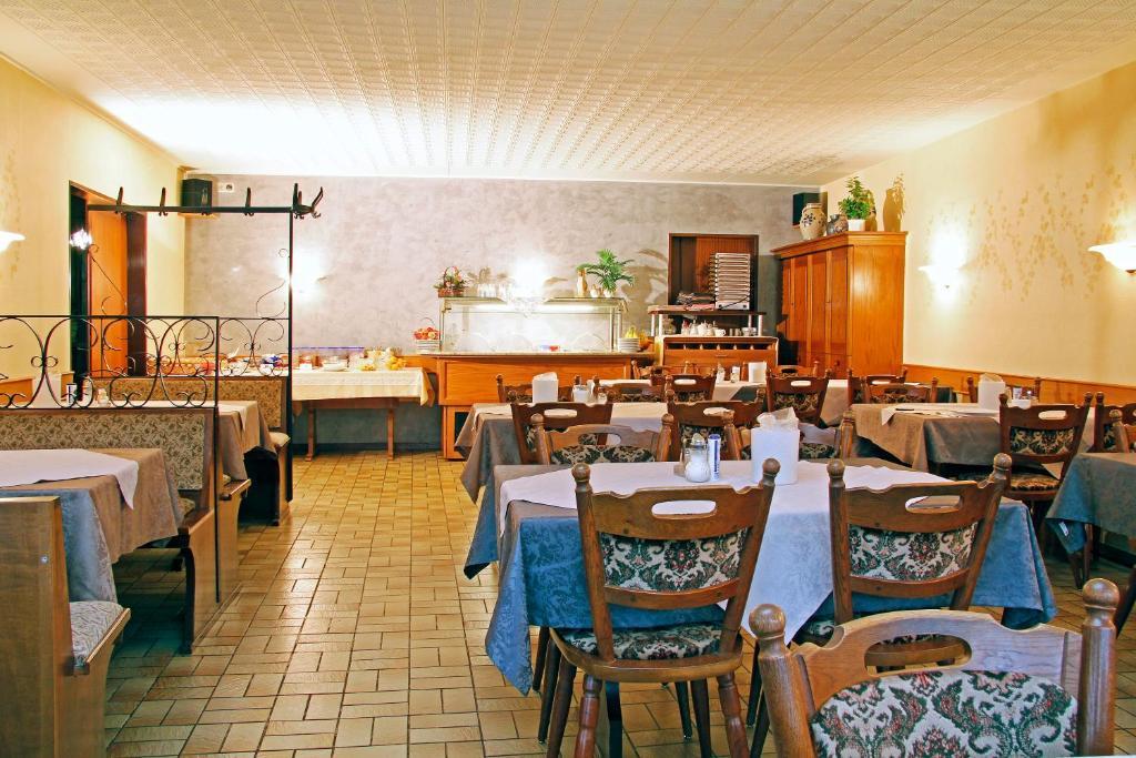 Zewener Hof - Garni Hotell Trier Exteriör bild